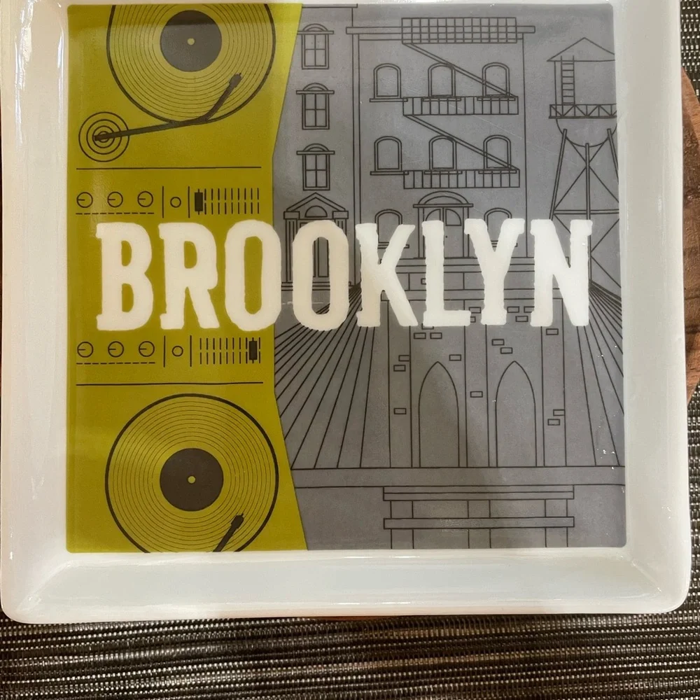 Crate & Barrel City Music Plates – Set of 6
